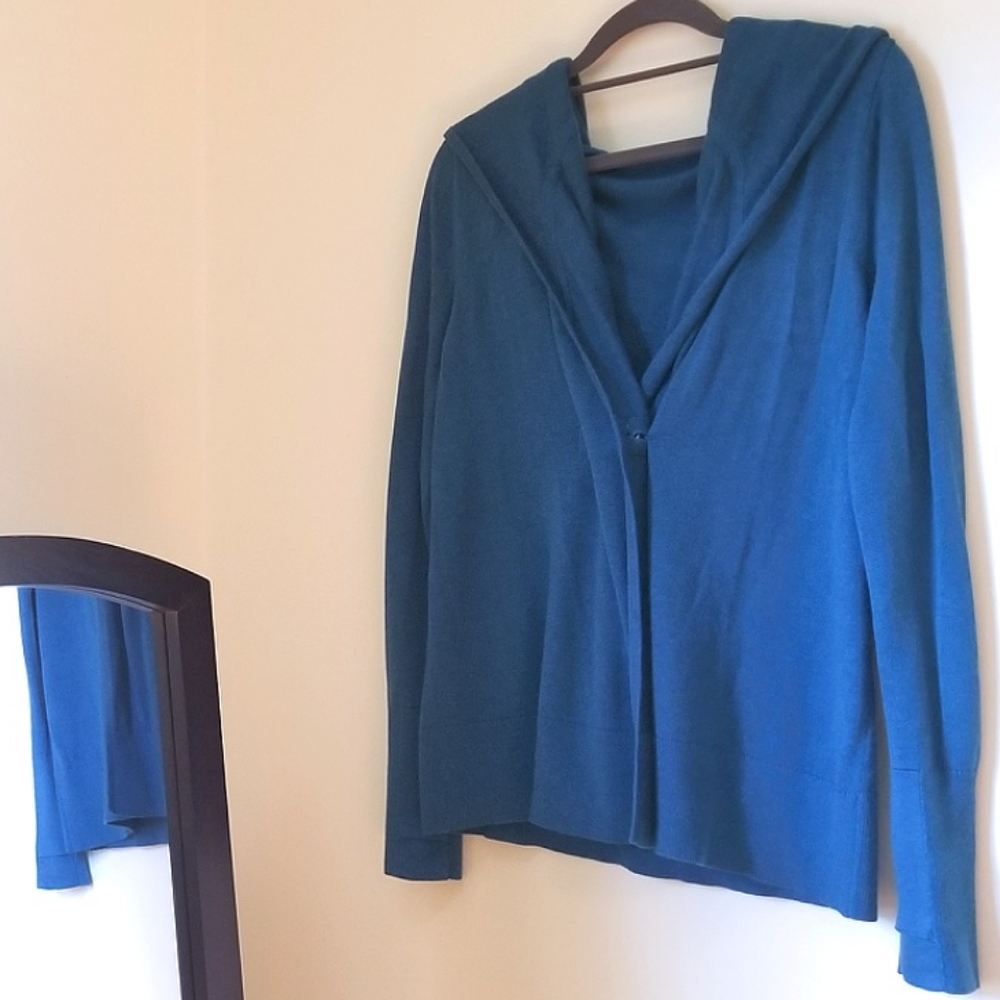 Lululemon Sun Savasana Wrap Hooded Sweater